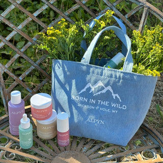 Alpyn Essentials Tote